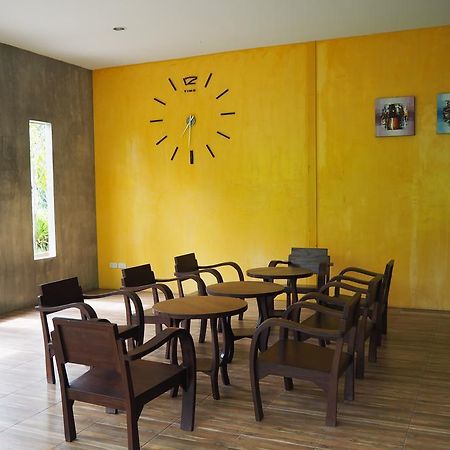 Rimmueng Resort Phanom Sarakham Extérieur photo